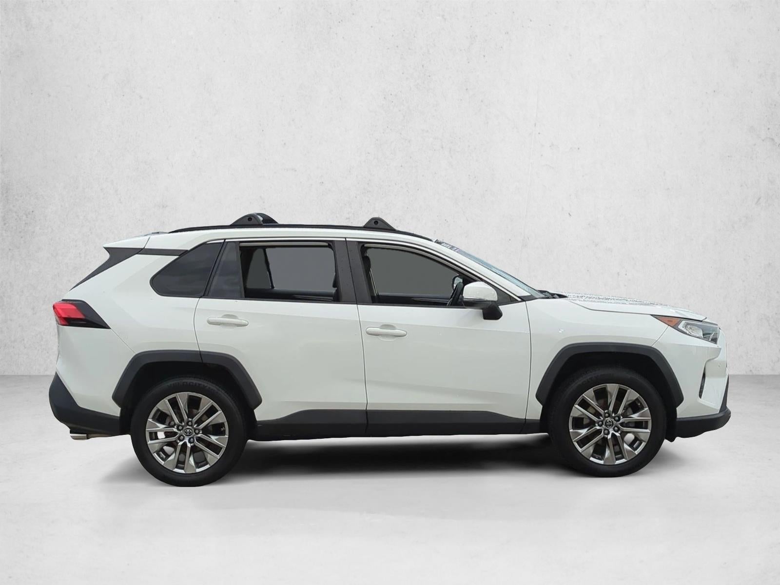 2019 Toyota RAV4 XLE Premium FWD (Natl)
