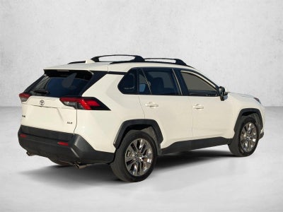 2019 Toyota RAV4 XLE Premium FWD (Natl)