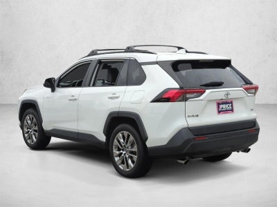 2019 Toyota RAV4 XLE Premium FWD (Natl)