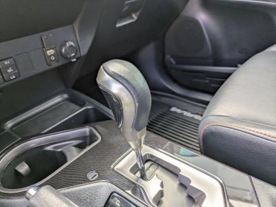 2017 Toyota RAV4 SE FWD (Natl)