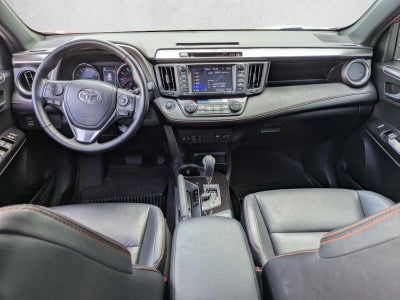 2017 Toyota RAV4 SE FWD (Natl)