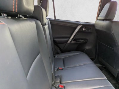 2017 Toyota RAV4 SE FWD (Natl)