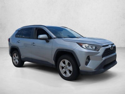 2019 Toyota RAV4 XLE FWD (GS)
