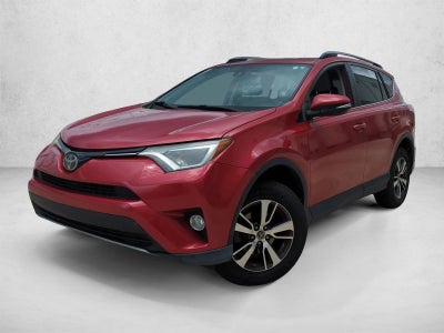 2017 Toyota RAV4 XLE FWD (GS)