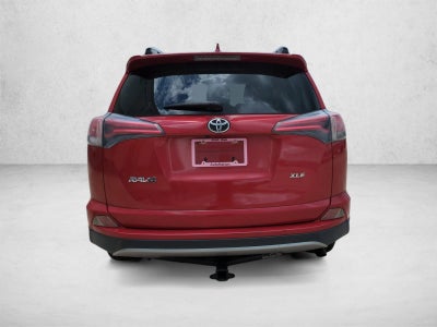 2017 Toyota RAV4 XLE FWD (GS)