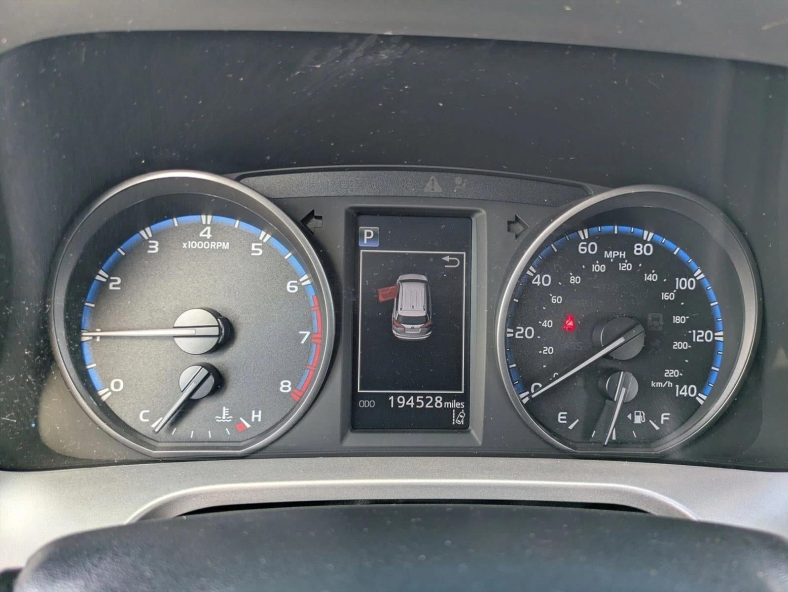 2017 Toyota RAV4 LE FWD (GS)