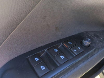 2018 Toyota Camry SE Auto (SE)