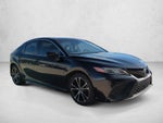 2018 Toyota Camry SE Auto (SE)