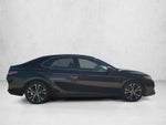 2018 Toyota Camry SE Auto (SE)