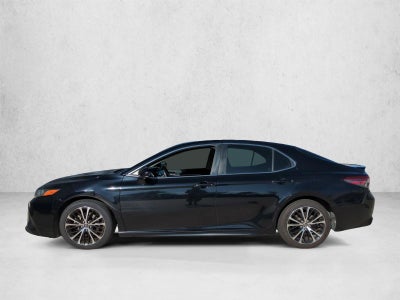 2018 Toyota Camry SE Auto (SE)
