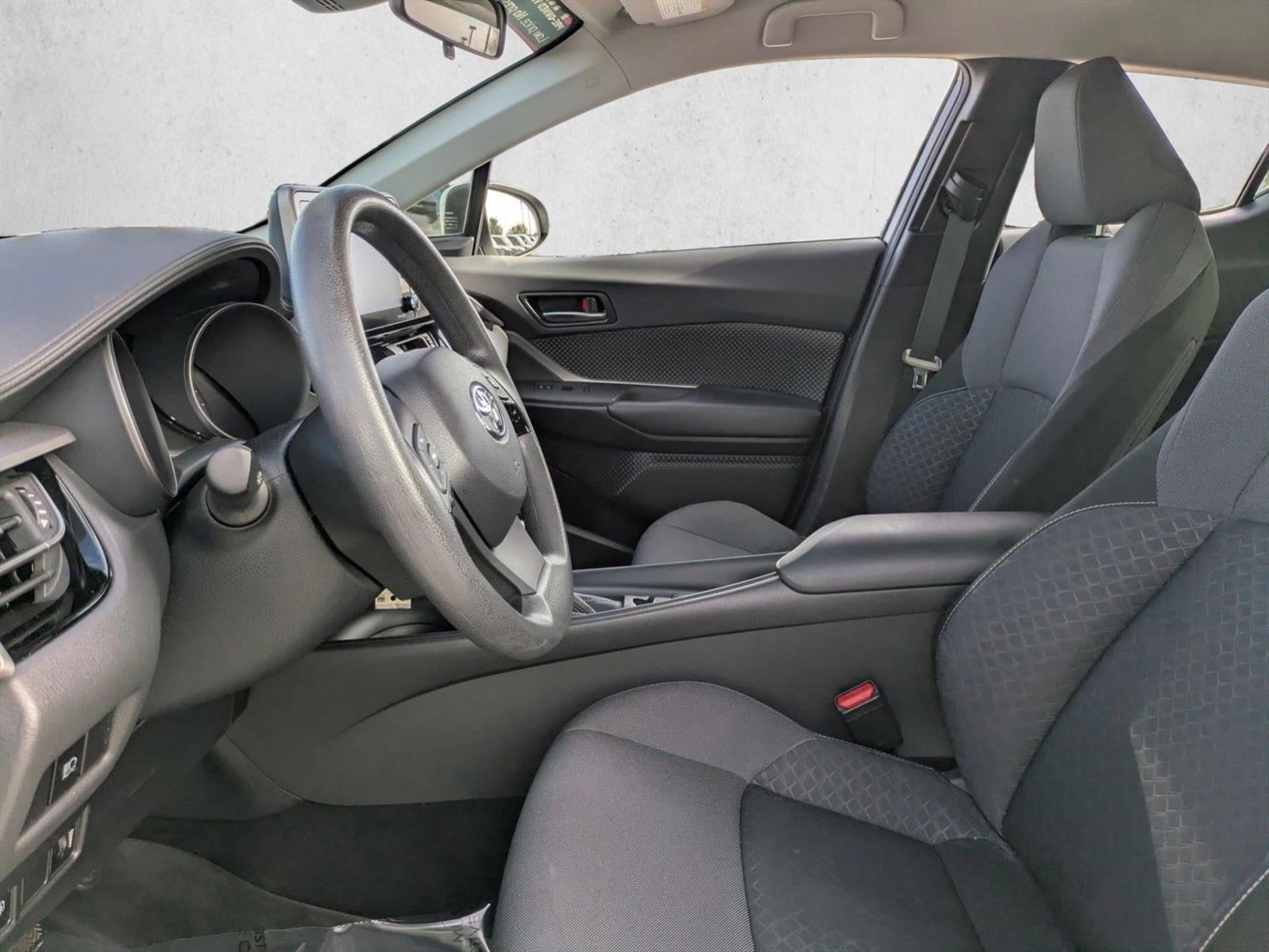 2021 Toyota C-HR LE FWD (Natl)