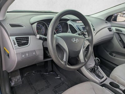 2016 Hyundai ELANTRA 4dr Sdn Auto SE
