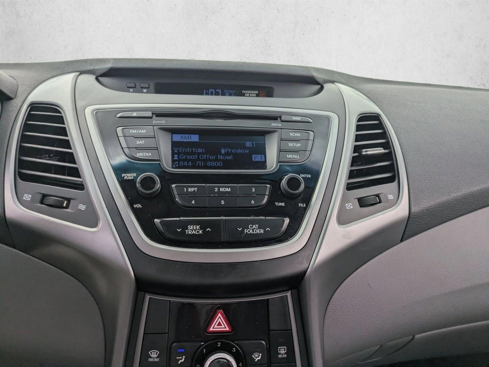 2016 Hyundai ELANTRA 4dr Sdn Auto SE