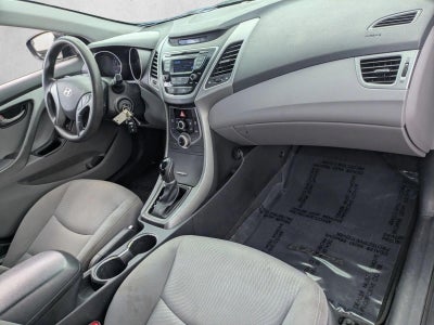 2016 Hyundai ELANTRA 4dr Sdn Auto SE