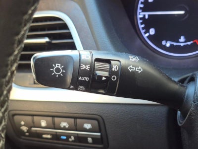 2016 Hyundai GENESIS 4dr Sdn V6 3.8L RWD