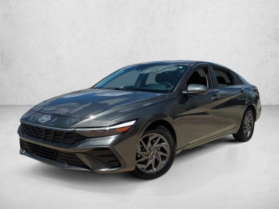 2024 Hyundai ELANTRA SEL IVT