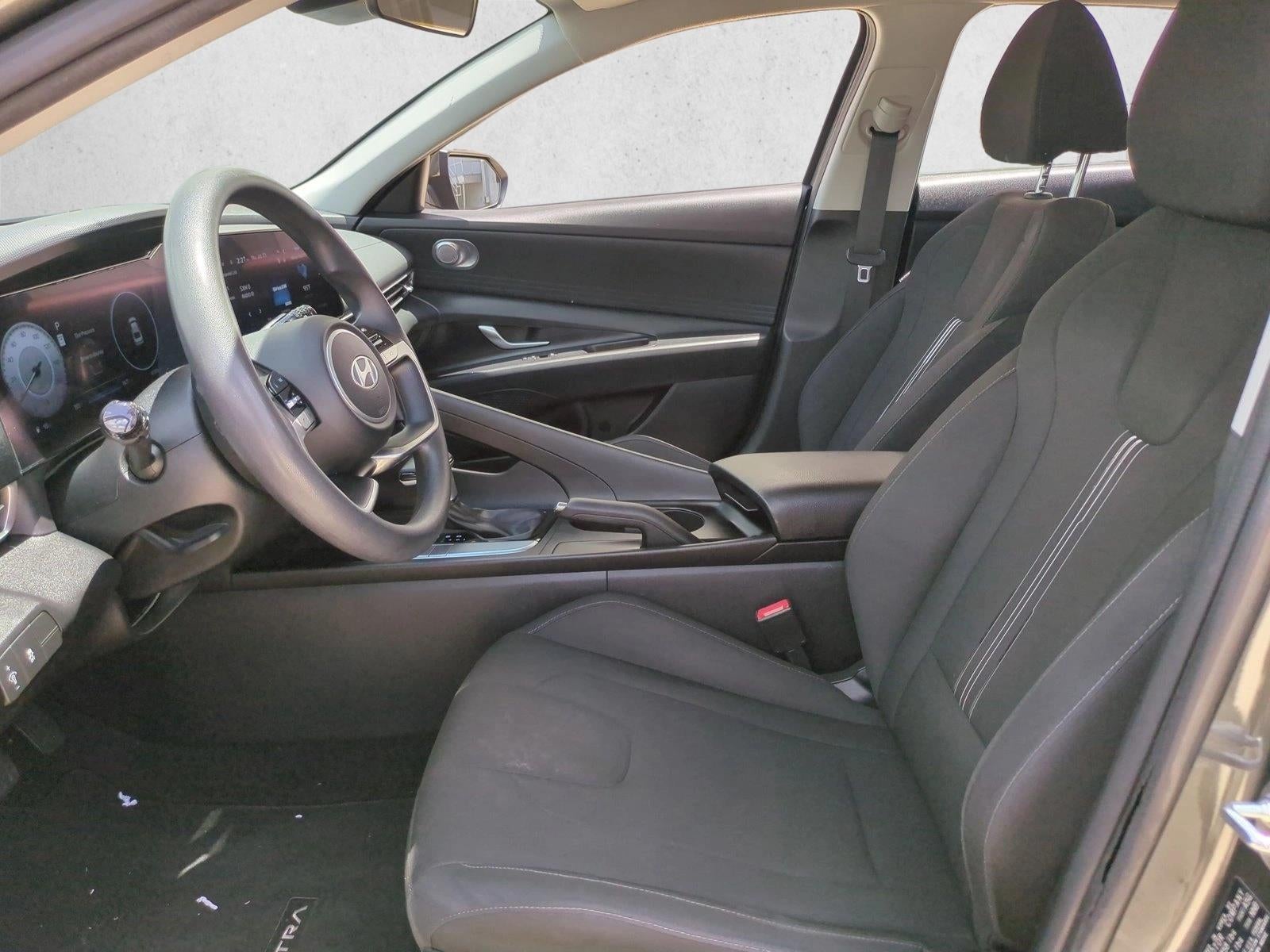2024 Hyundai ELANTRA SEL IVT