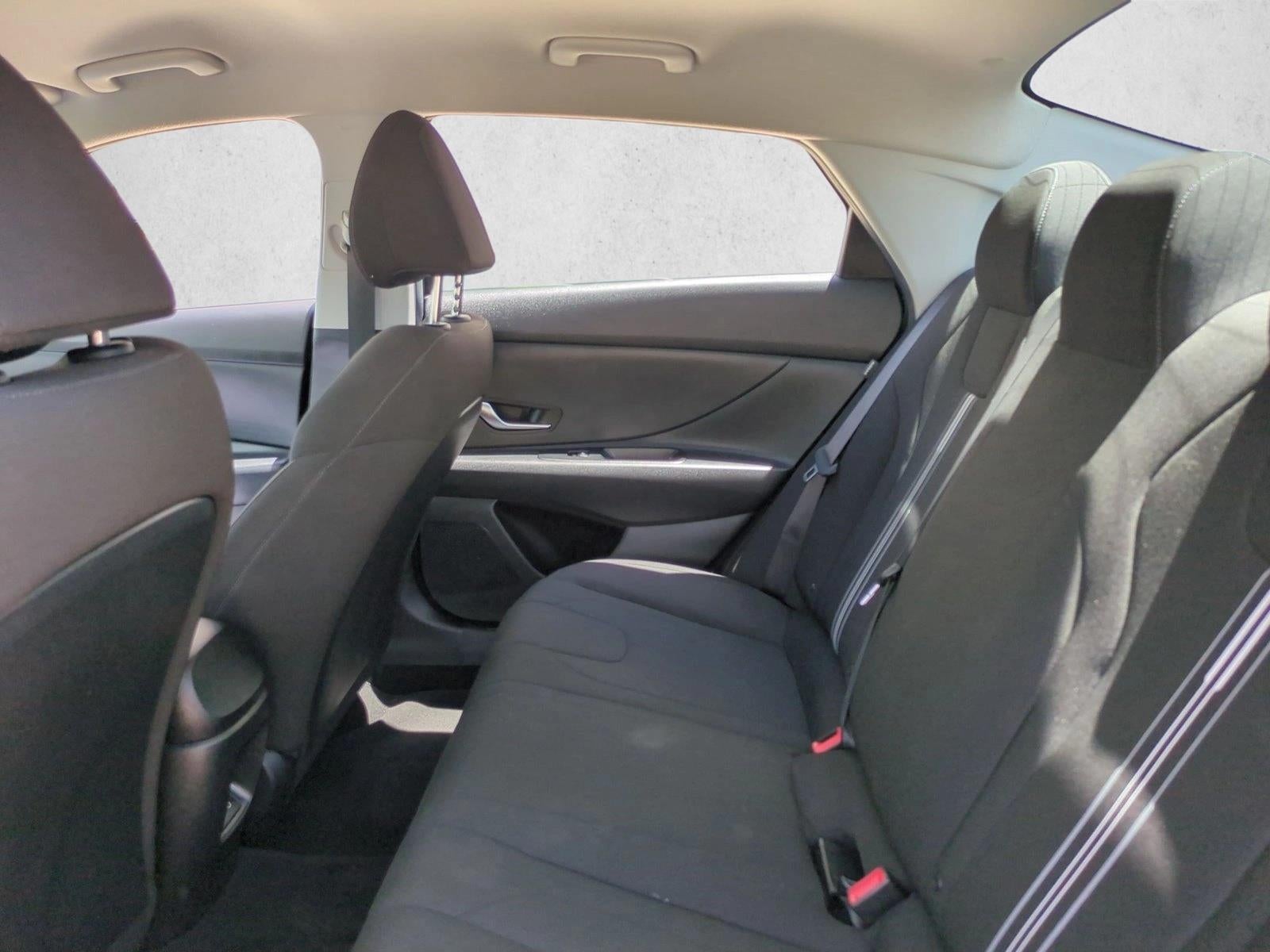 2024 Hyundai ELANTRA SEL IVT