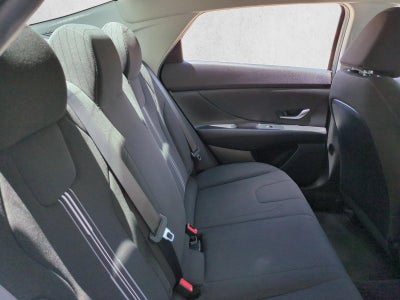 2024 Hyundai ELANTRA SEL IVT