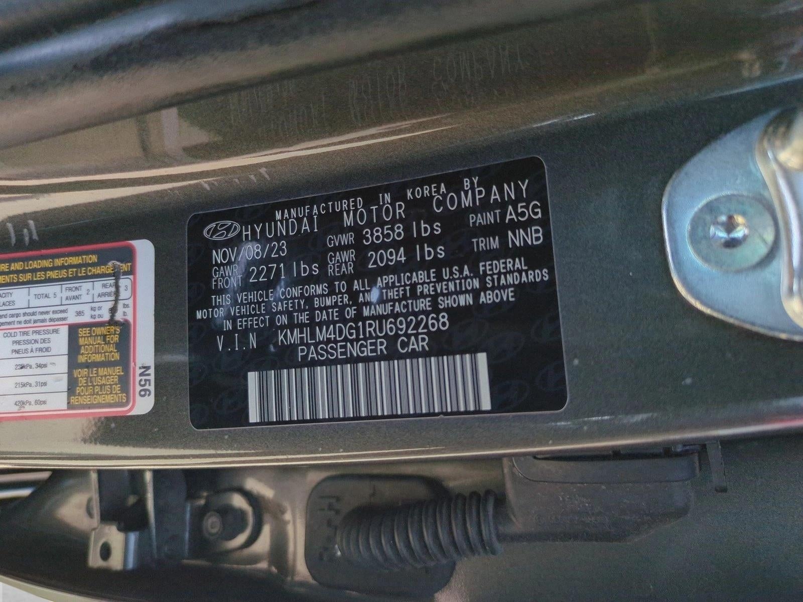2024 Hyundai ELANTRA SEL IVT