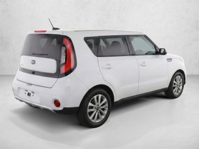 2017 Kia Soul + Auto