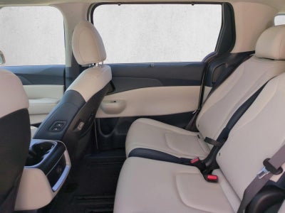 2025 Kia Carnival Hybrid EX FWD