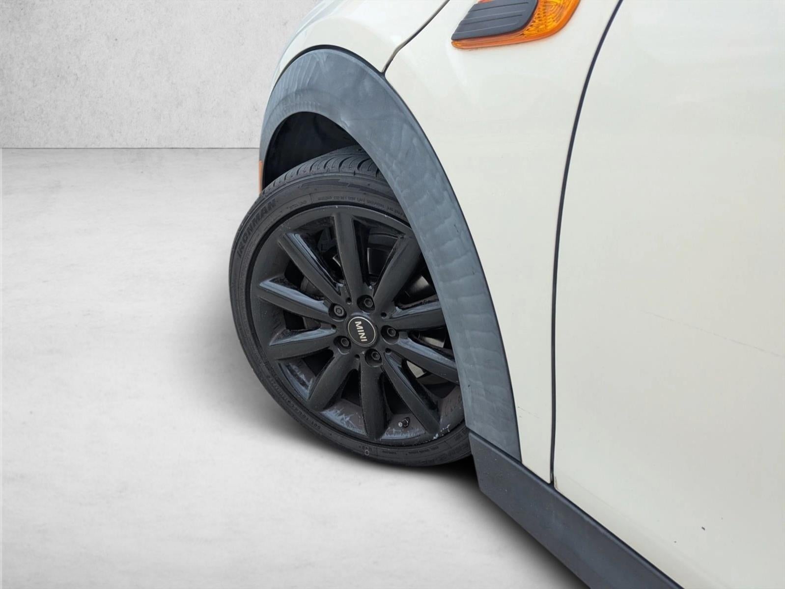 2016 MINI Cooper Hardtop 2 Door Base