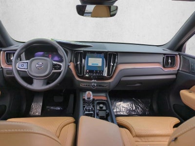 2024 Volvo XC60 B5 AWD Ultimate Dark Theme
