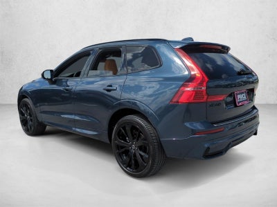 2024 Volvo XC60 B5 AWD Ultimate Dark Theme