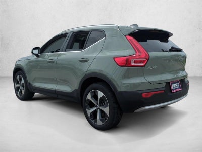 2023 Volvo XC40 B5 AWD Plus Bright Theme