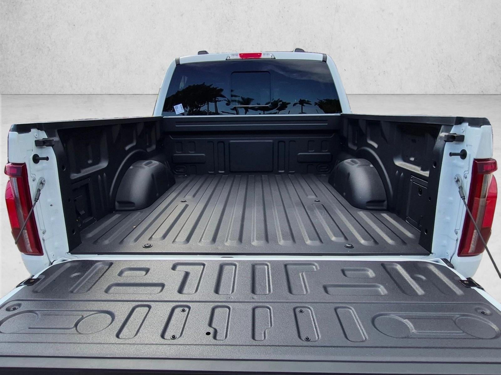 2025 Ford F-150 LARIAT 4WD SuperCrew 5.5' Box