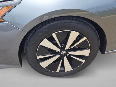 2022 Nissan Altima 2.5 SV Sedan