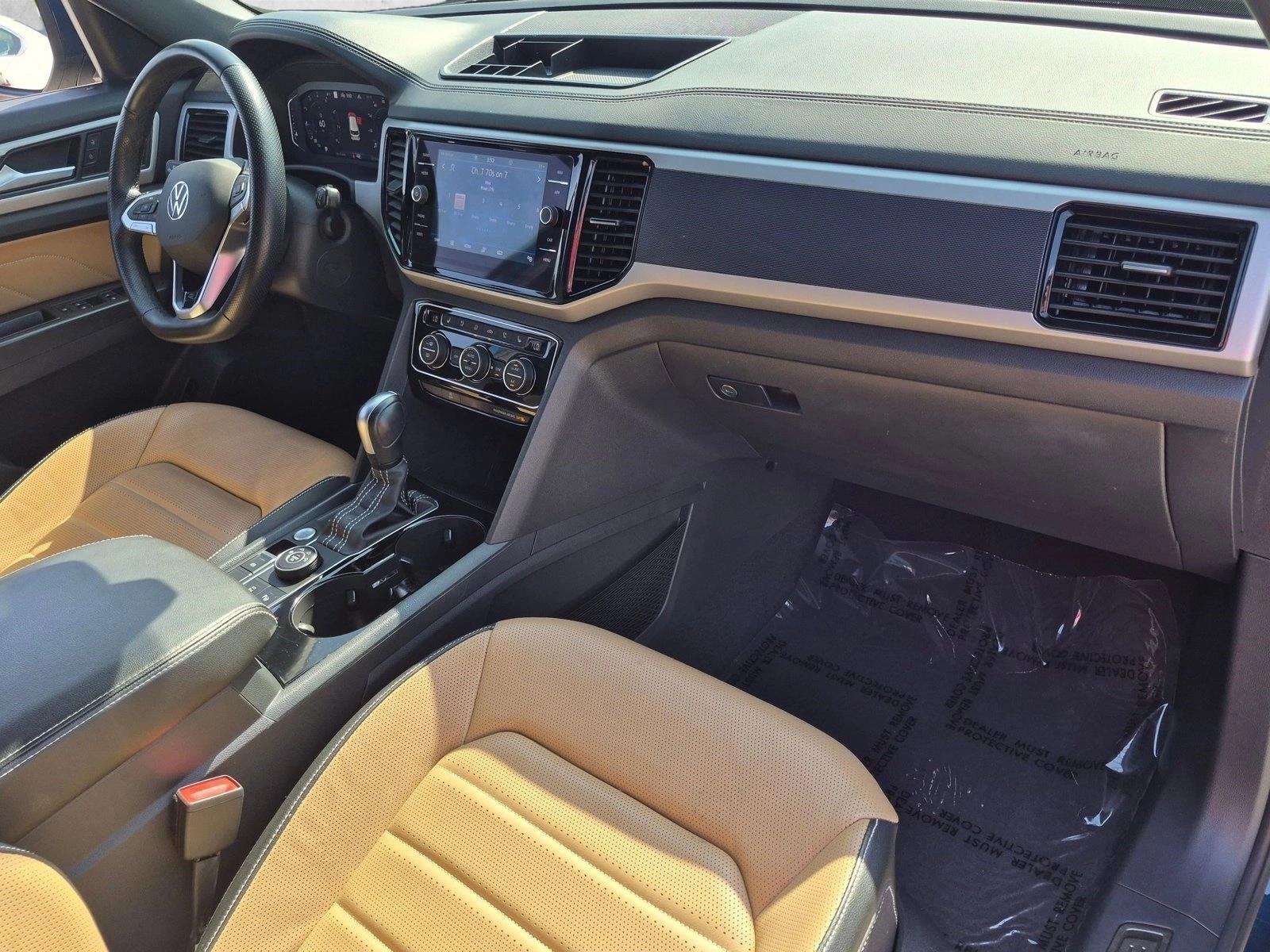 2023 Volkswagen Atlas Cross Sport 3.6L V6 SEL Premium R-Line 4MOTION