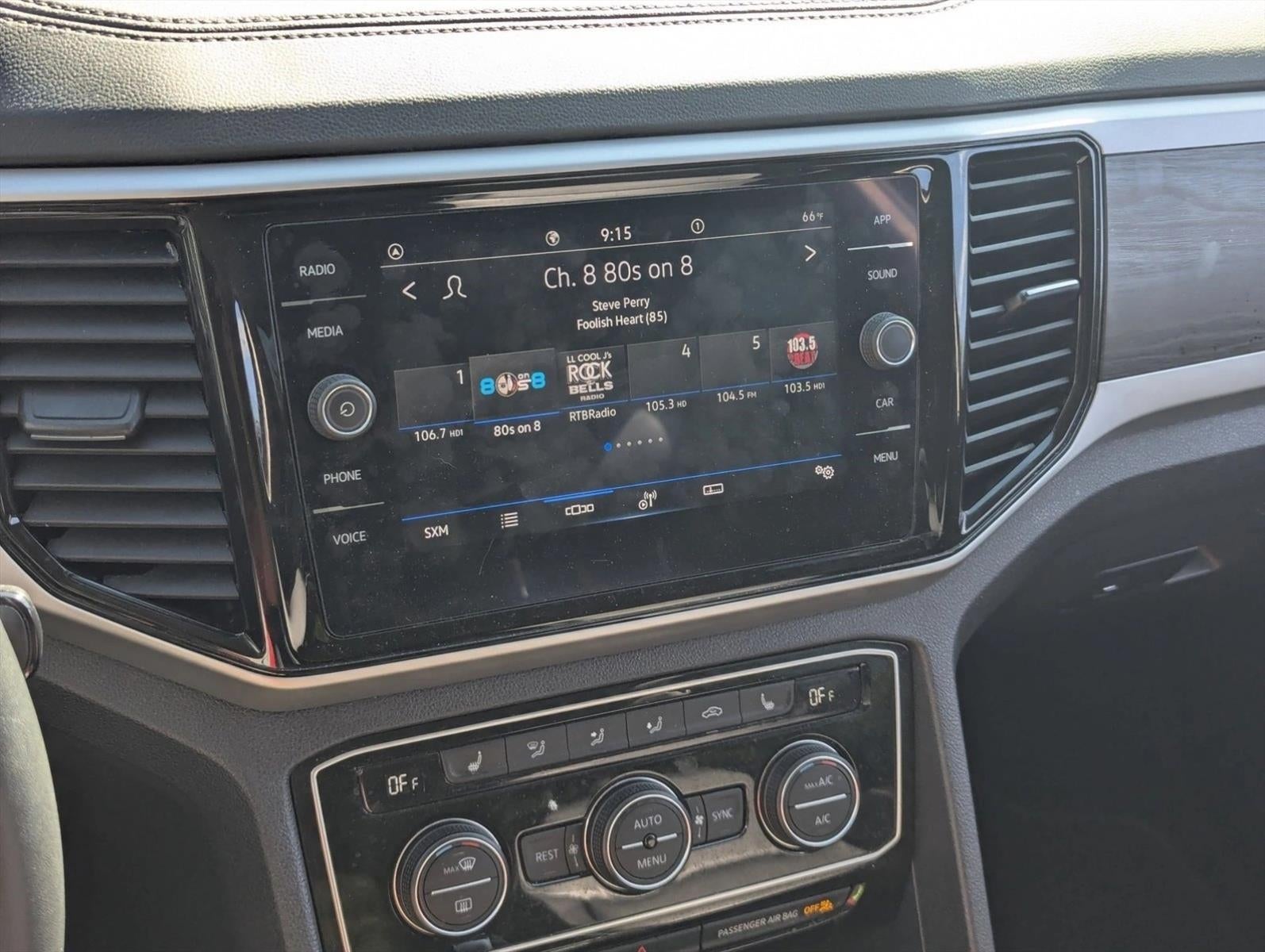 2022 Volkswagen Atlas 2.0T SE w/Technology FWD