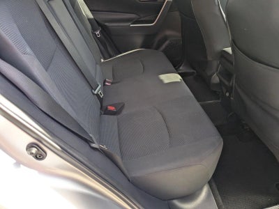 2020 Toyota RAV4 LE FWD (GS)