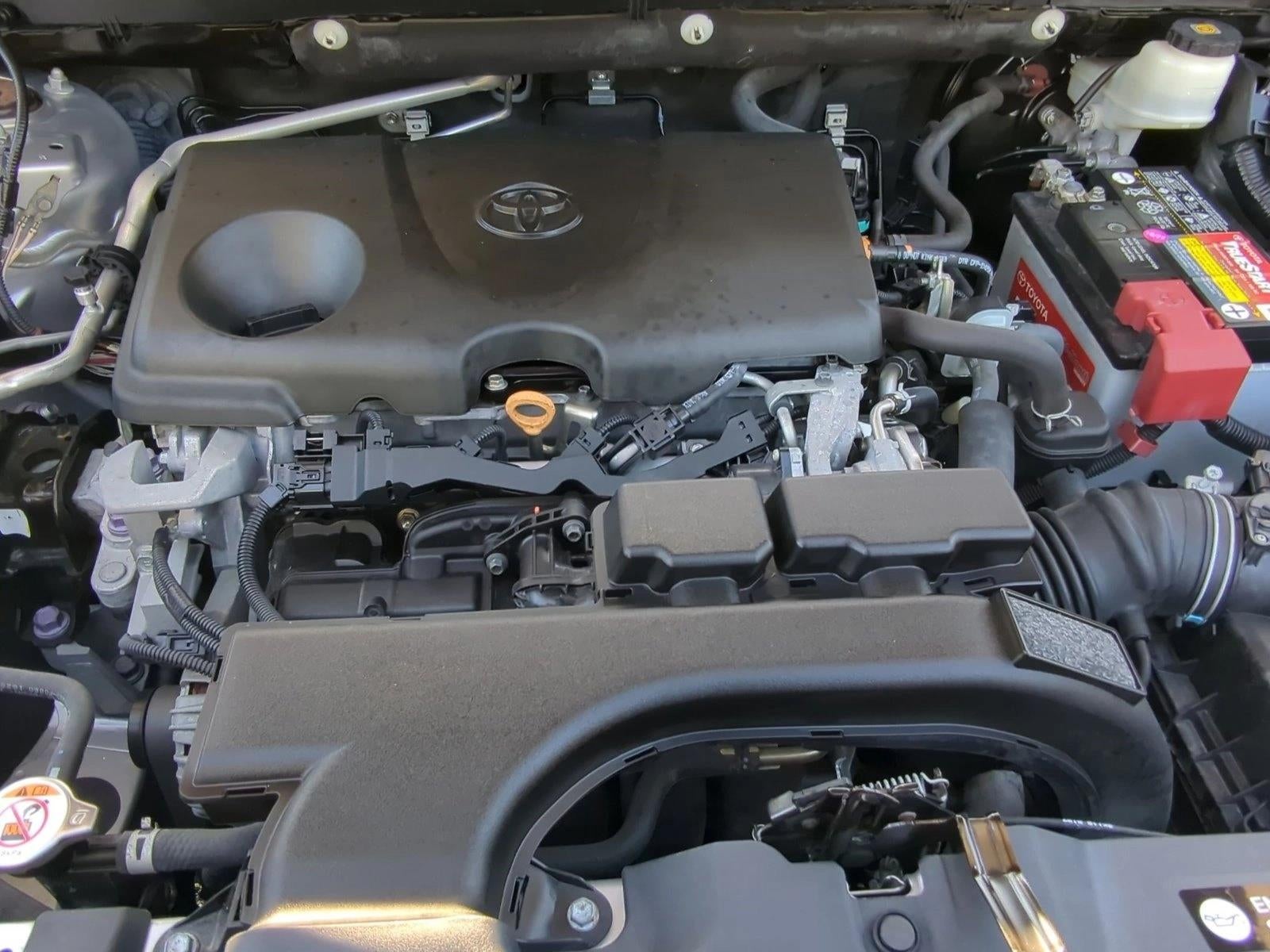 2020 Toyota RAV4 LE FWD (GS)