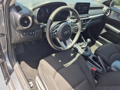 2021 Kia Forte FE Manual