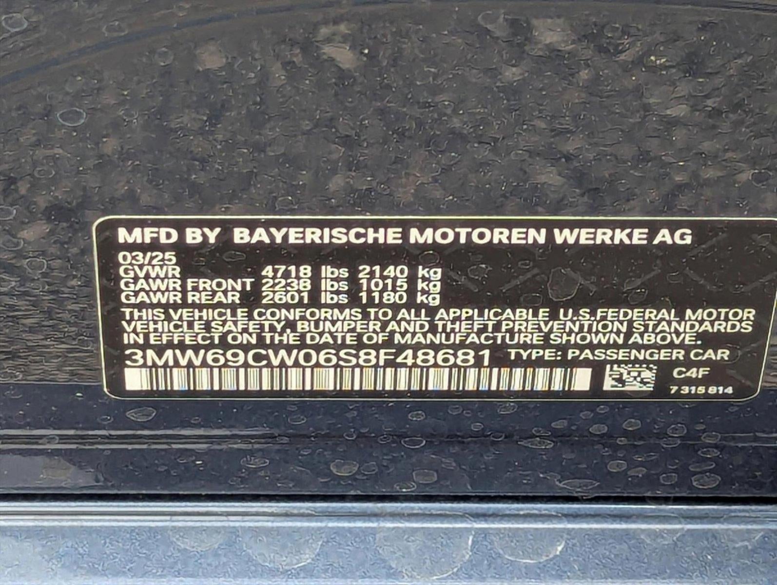 2025 BMW 330i Sedan