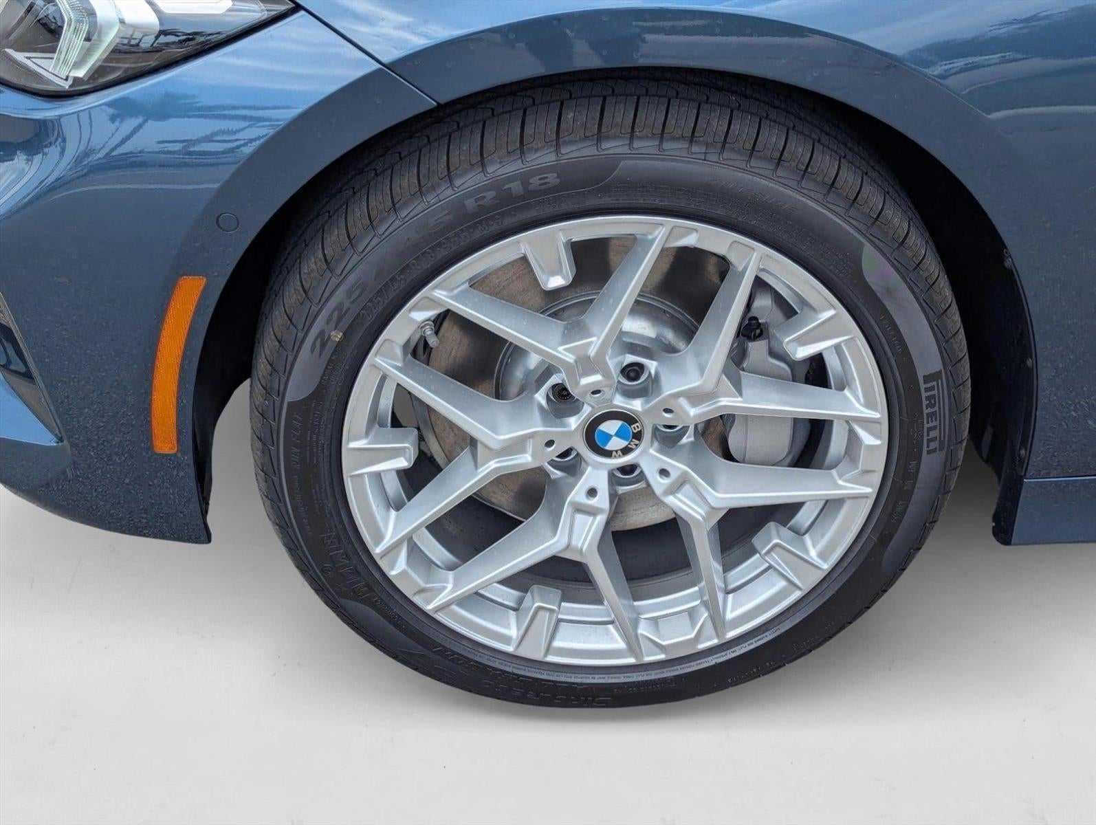 2025 BMW 330i Sedan