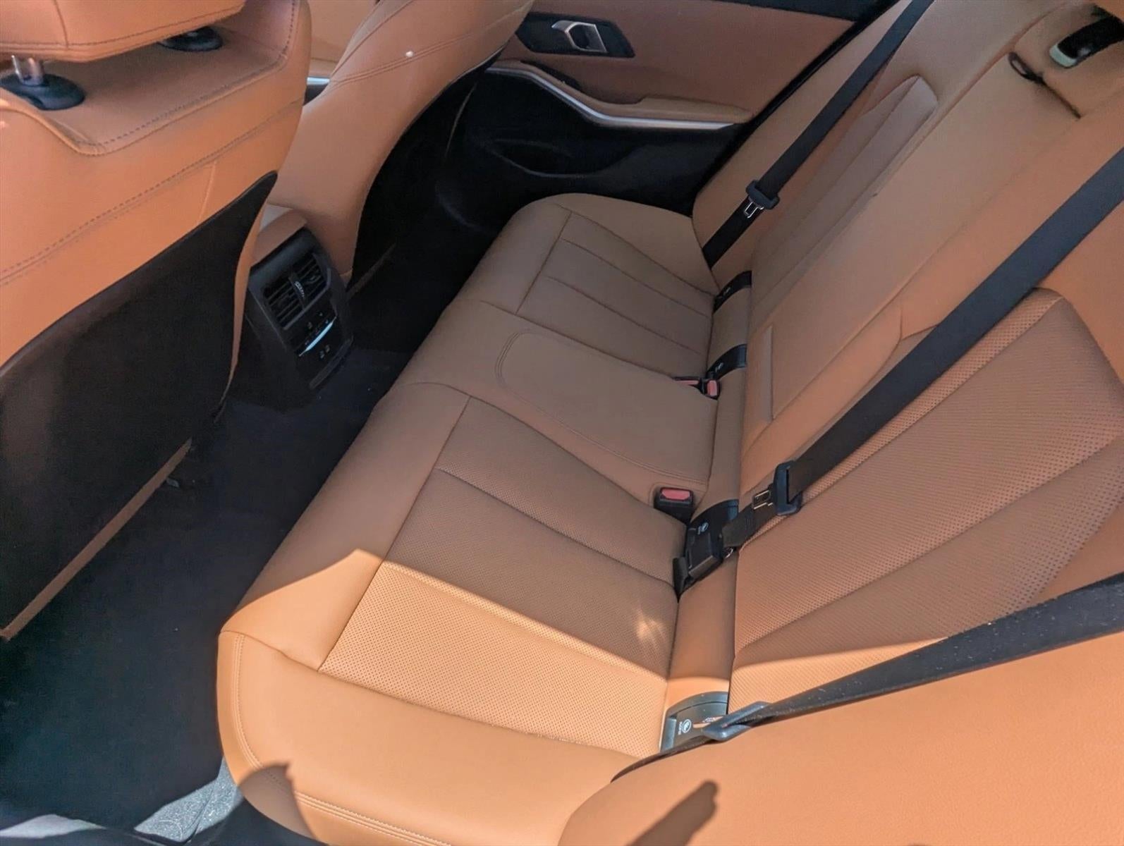 2024 BMW 330i Sedan
