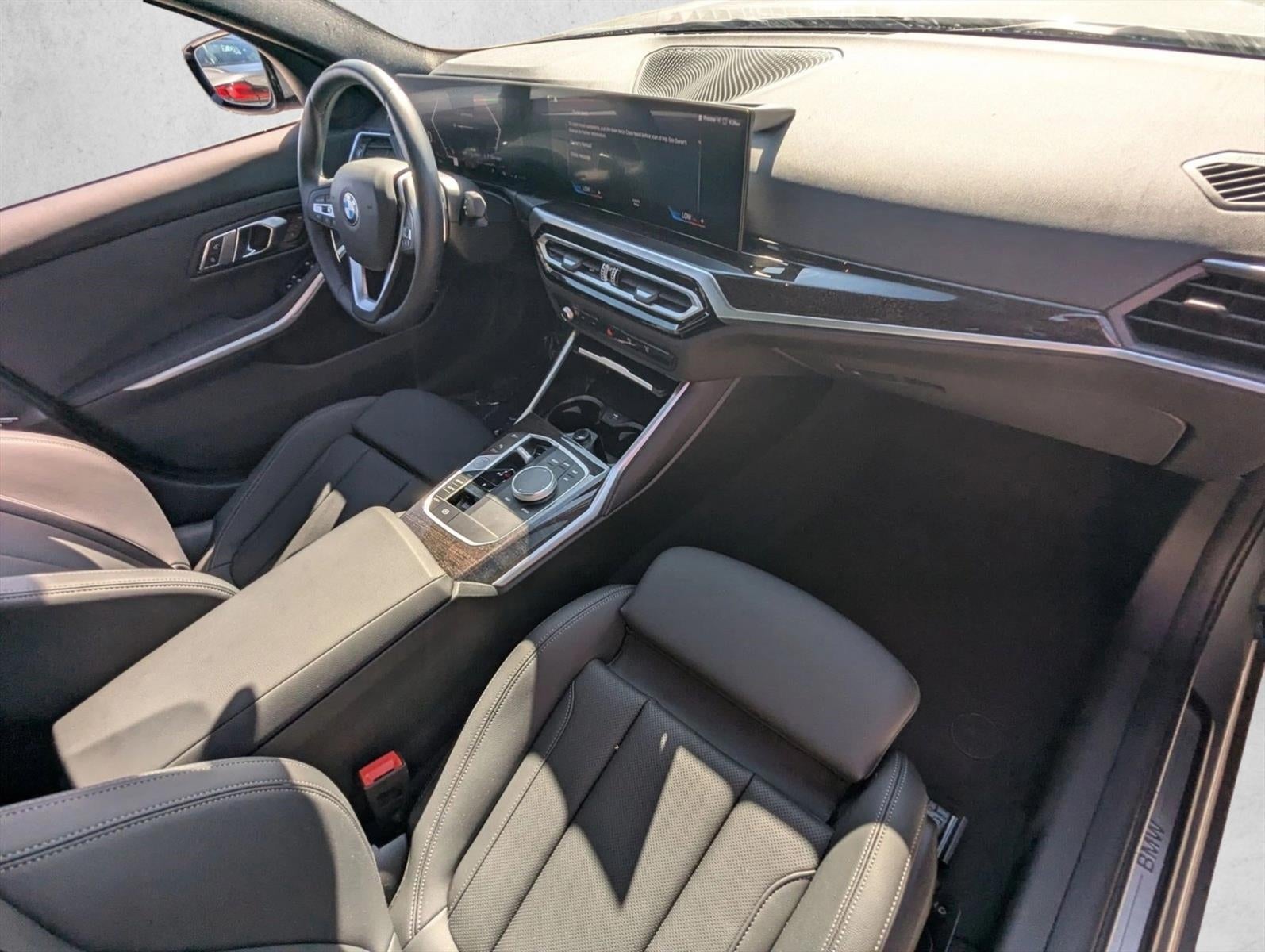2023 BMW 330i Sedan