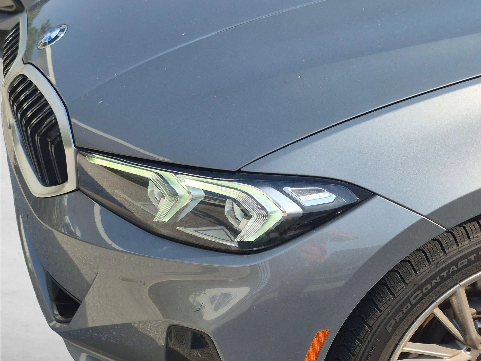 2023 BMW 330i Sedan