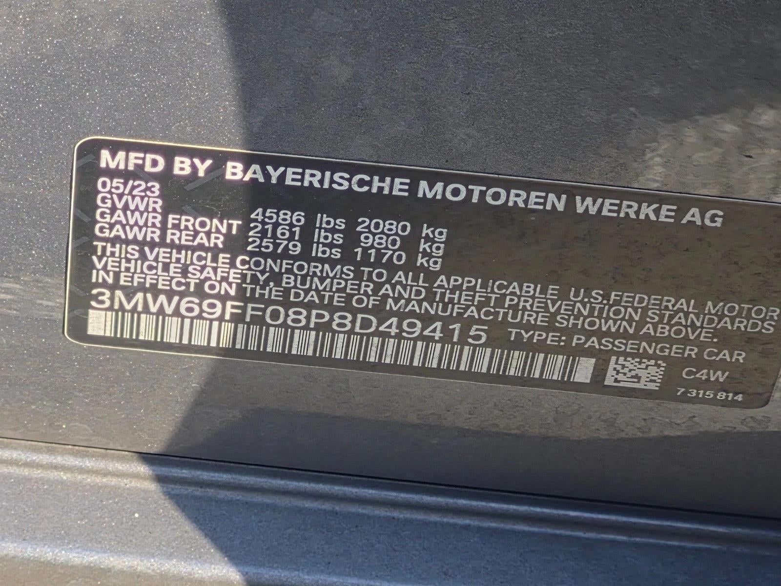 2023 BMW 330i Sedan