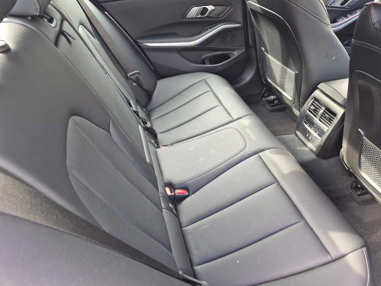 2023 BMW 330i Sedan