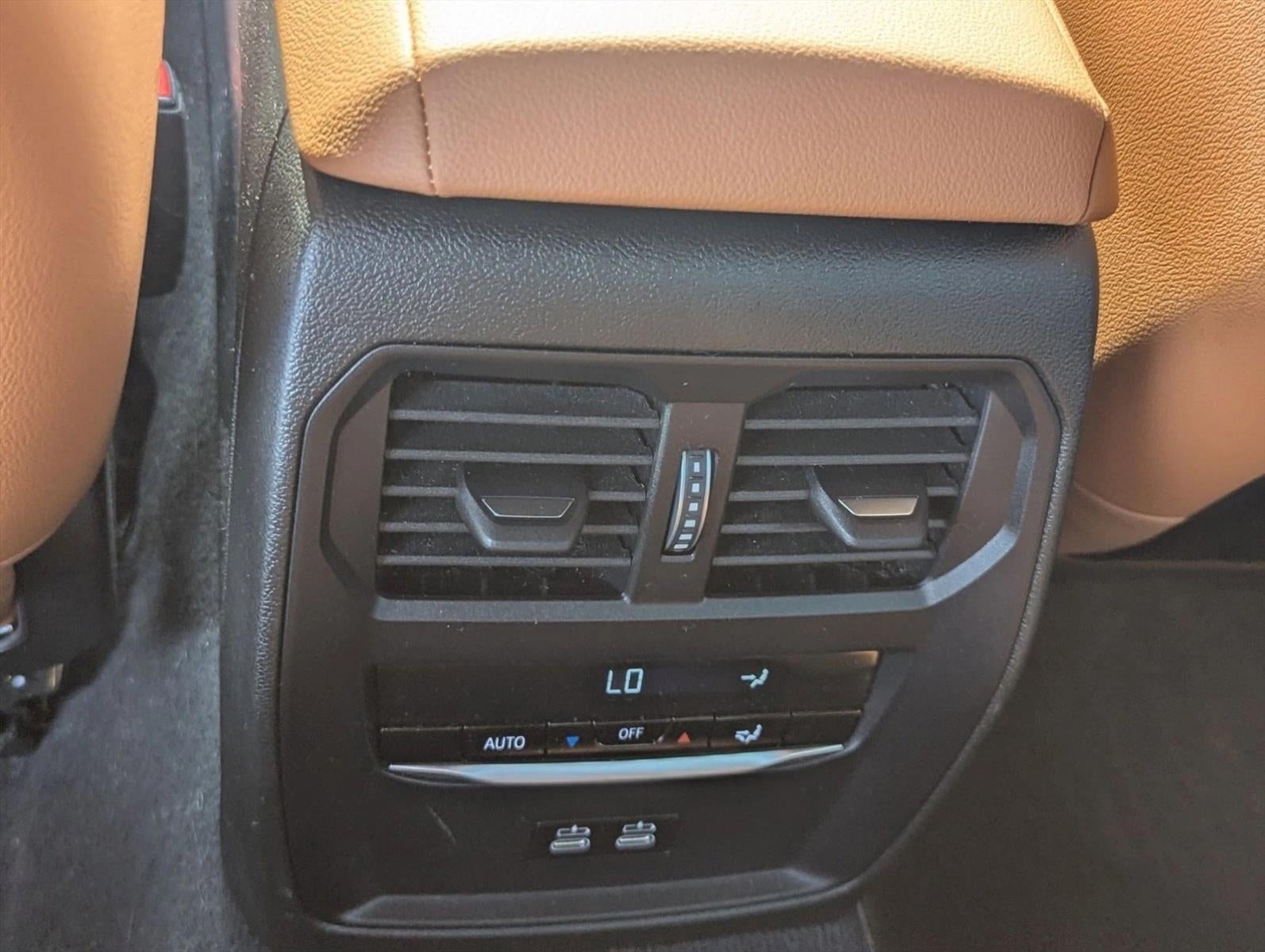 2023 BMW 330i Sedan