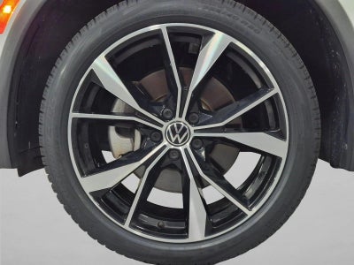 2022 Volkswagen Tiguan 2.0T SEL R-Line 4MOTION