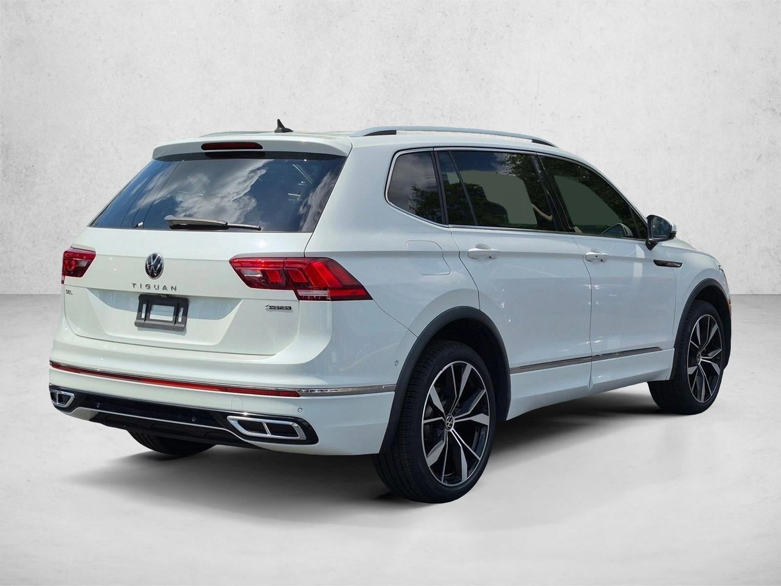 2022 Volkswagen Tiguan 2.0T SEL R-Line 4MOTION