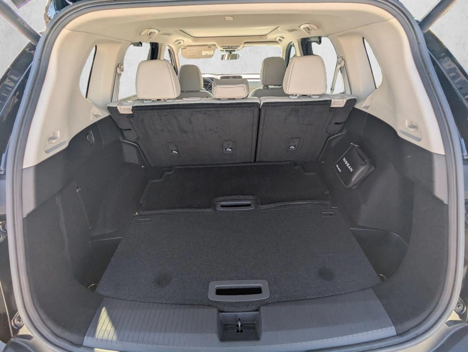 2023 Nissan Rogue AWD SL