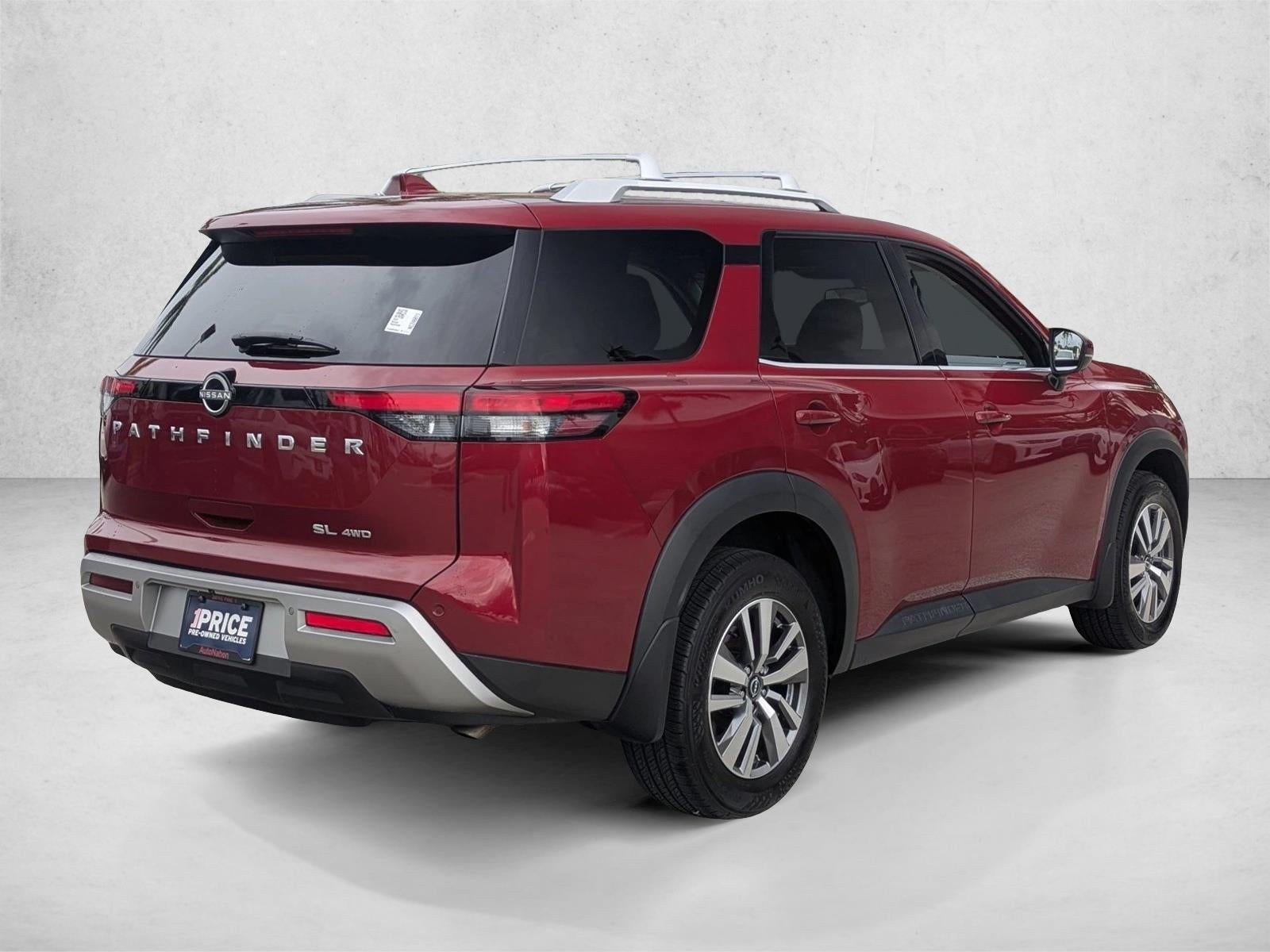 2022 Nissan Pathfinder SL 4WD
