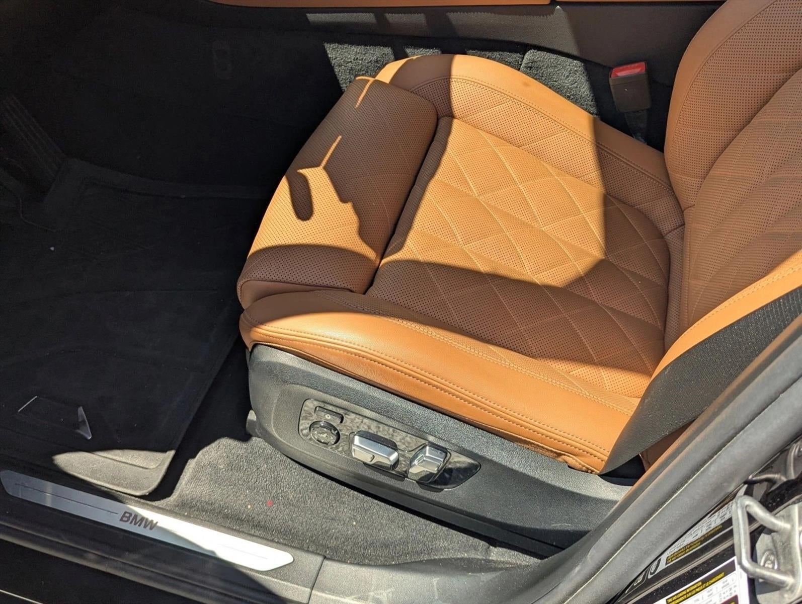 2024 BMW X7 xDrive40i Sports Activity Vehicle